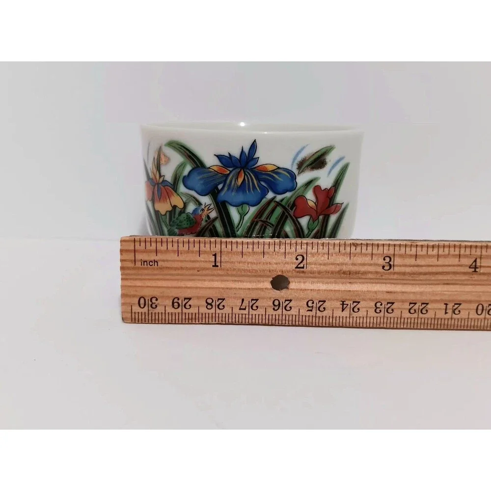 Japanese Porcelain  Yunomi Tea Cup Irises  Floral Design 2